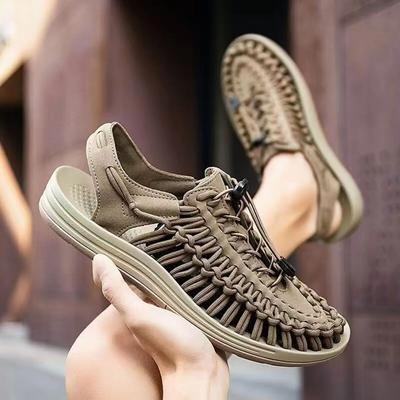 Beach Men's Sandal Weaving New Arrival Daily Use 2026 Styles Luxury Design Descount Non-slip Barefoot Fashion Outdoor Male Shoe