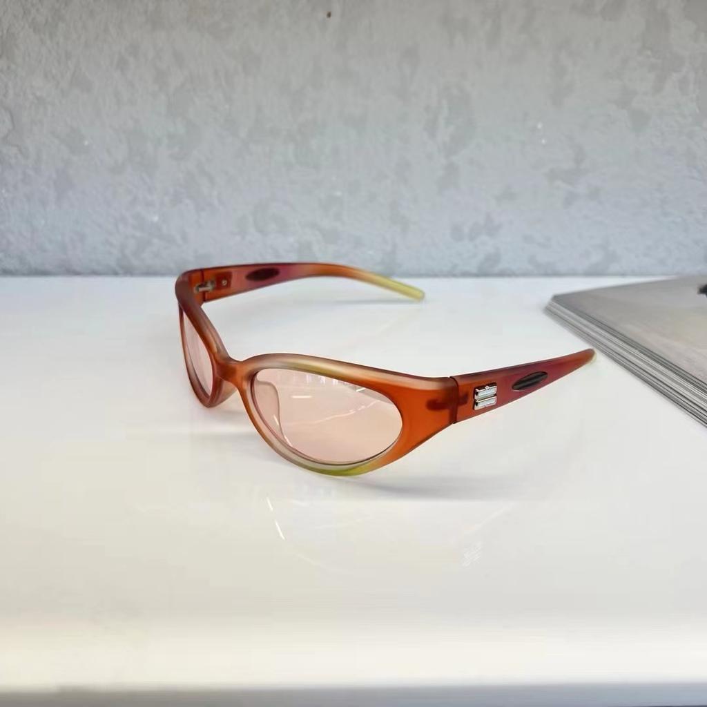 New Style Sun Glasses For Women Fashion Stylish Uv Protection Men'S Sun Glasses Punk  Travelling Female Sunglass