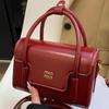 Stylish Square Bag French Minimalist Vintage Solid Color Niche Shoulder Bag Casual High-End Commuter Crossbody Bag
