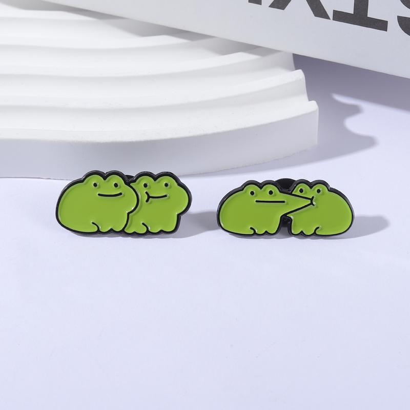 Cartoon Frogs Enamel Pins Funny Lovely Animal Brooches Lapel Backpack Badge Fashion Jewelry Accessories Gift for Friends