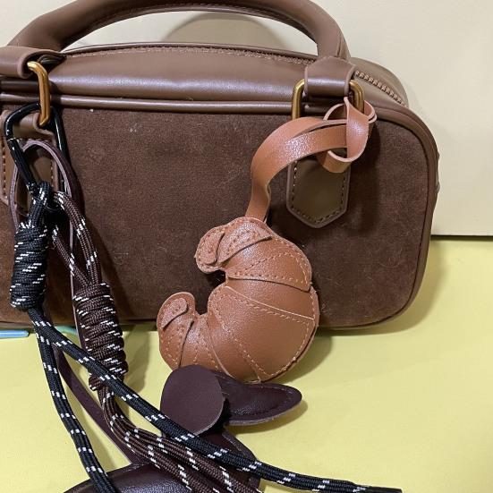 Croissant Pendant Bag Charm Croissant Shaped Keychain Pendant Faux Leather Croissant Charm for Backpack Keyring