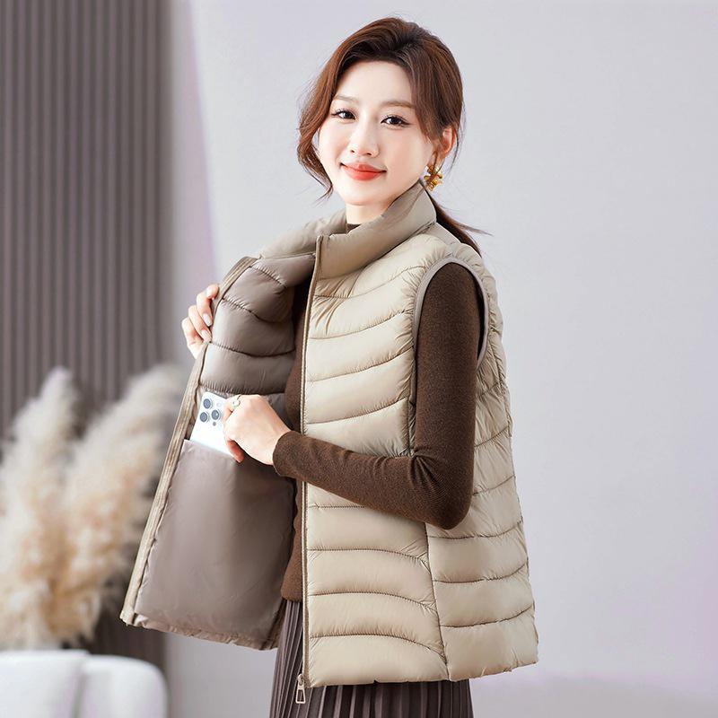 2025 Women's Down Cotton Vest: New Autumn/Winter Warm Outerwear for Middle-Aged Moms