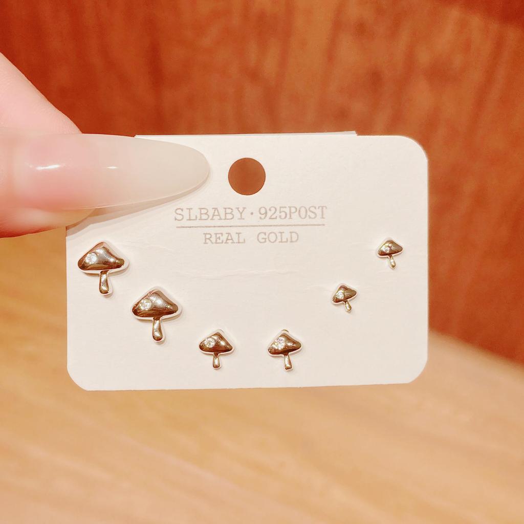 Environmentally Friendly Nickel-Free Gold Plated Women's Stud Earrings - High-End, Simple, Versatile Design
