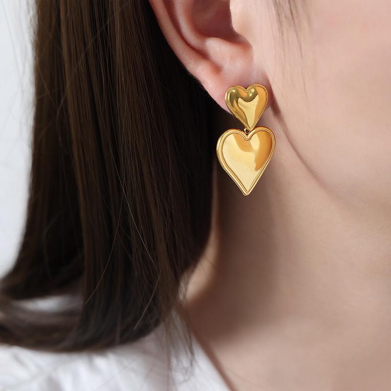 Heart-Shaped Stud Earrings & Titanium Steel Heart Pendant Necklace – Elegant Jewelry for Women