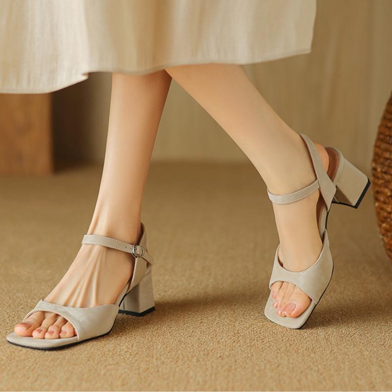 Women's Sandals Summer Shoes Elegant Medium Heels Nude Silver Black Party Shoes Designer Flip Flops Girls Large Size Footwear