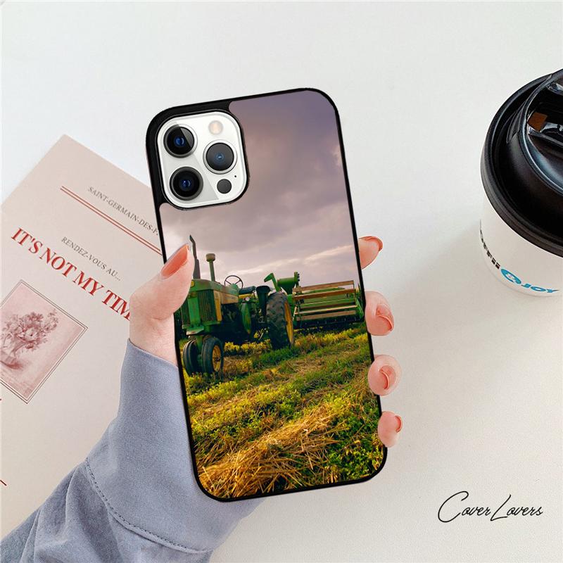 Red Tractors Car Phone Case For Apple iPhone 17 Air Pro Max Plus Coque For iPhone 17 Air 14 15 16 13 12 Max Cover