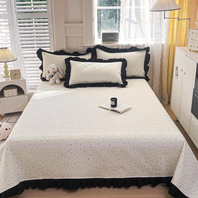 Lilang Hepburn Style Striped Double-Layer Gauze Bedding Set