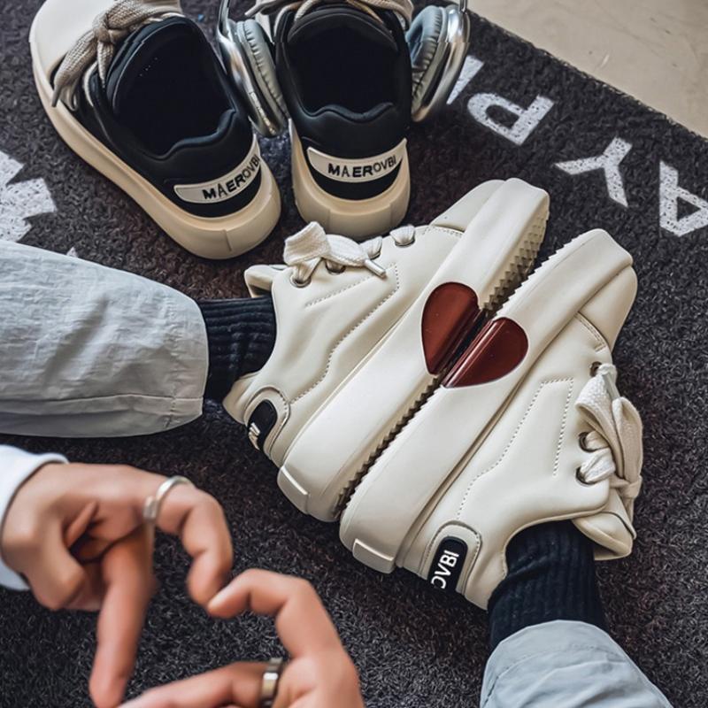 New Men's Women Casual Shoes Chausare Femme 2025 Luxury Brand Non-slip Platform Sneakers Lace-up Soft Board Shoes Zapatos Hombre