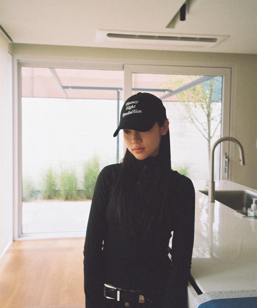 Teuwentieis Twenty Eight Production Ballcap [Black]
