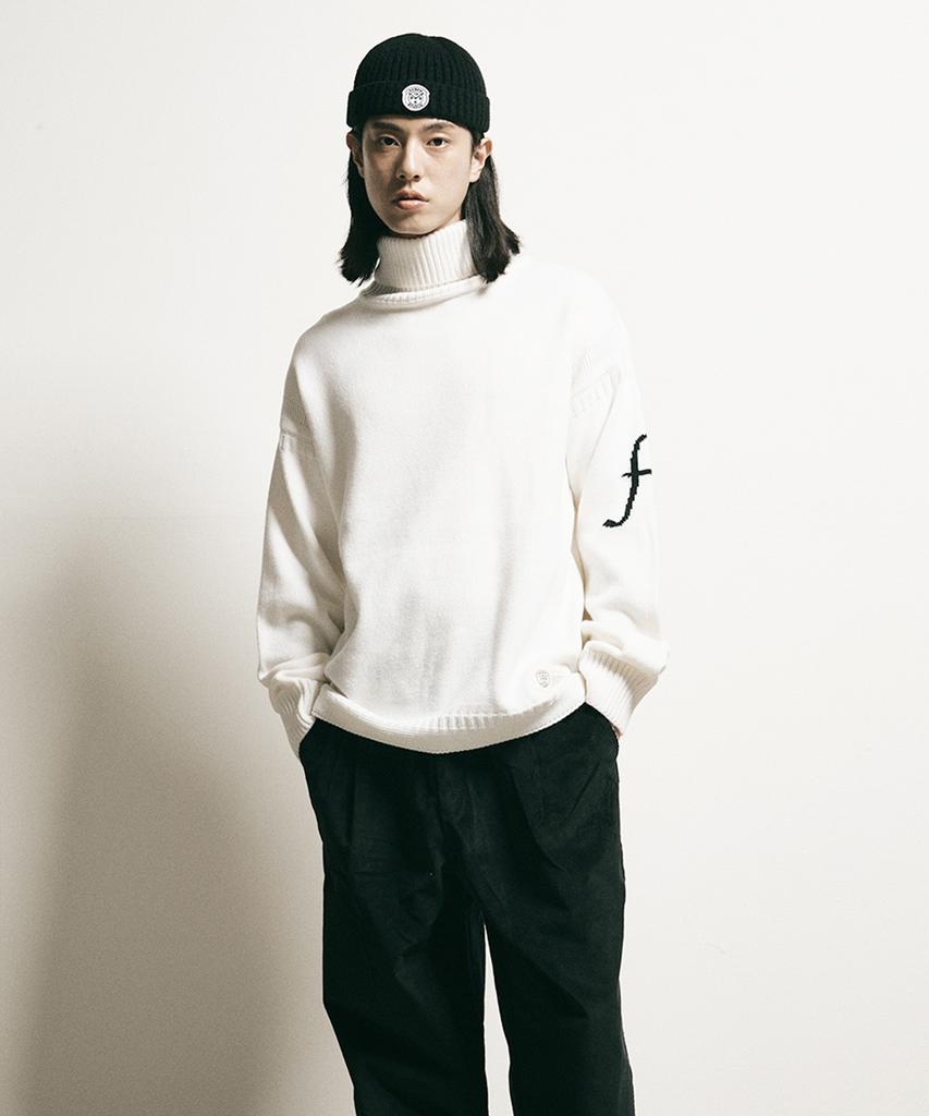 FFEFF STUDIO F Logo Wool Turtleneck (Ivory)