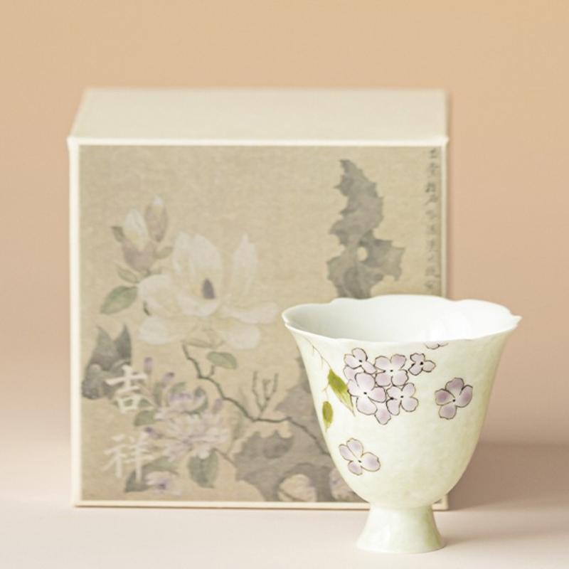 Hand-painted Hydrangea Tea Cup Household Ceramic Kung Fu Tea Set Chinese Master Cup Coaster Teaware Drinkware Kitchen Supplies