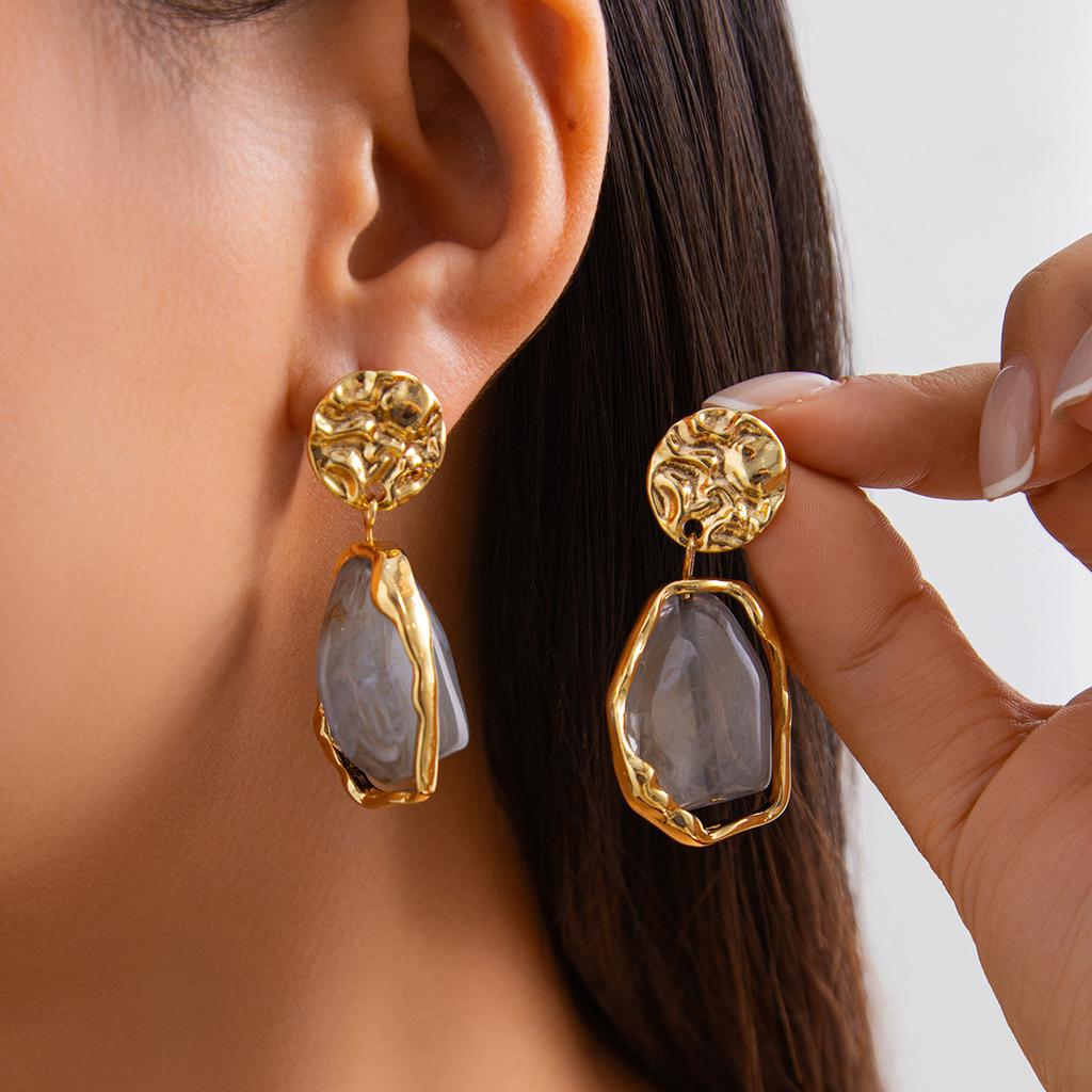 Ornament Geometric inlaid gemstone design earrings, versatile and sophisticated, unique earrings, niche jewelry