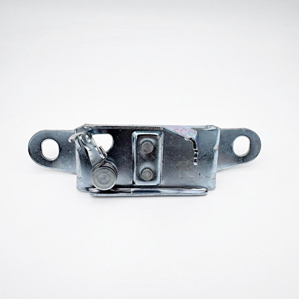 Trunk Lock Striker for Fiat Linea for Fiat Albea 46795477 Rear Door Striker for Linea 46787148