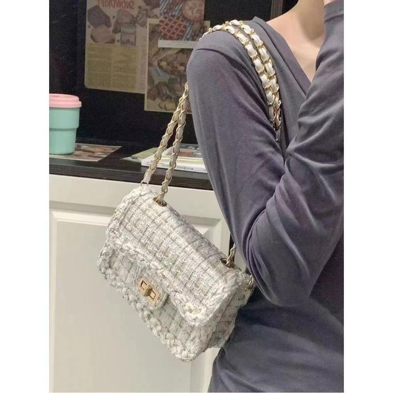 Spring and Autumn New Women's Underarm Bag Woolen Chain Bag Premium Single Shoulder Crossbody Bag Small Square Bag