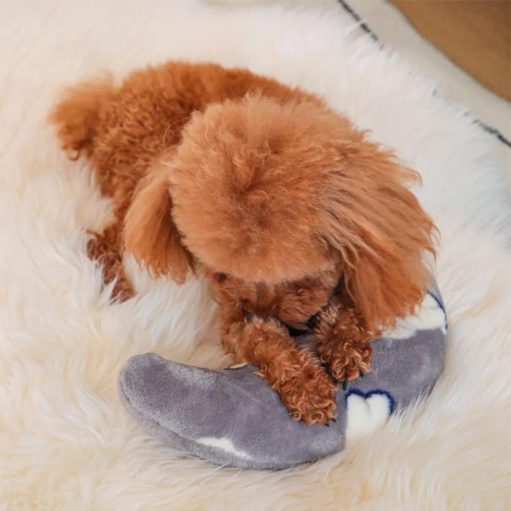 Soft And Comfortable Cats and Dogs Universal Pillow Puppy Chin Pad Cute Cartoon Print Cat Small Pillow, Suitable For Winter
