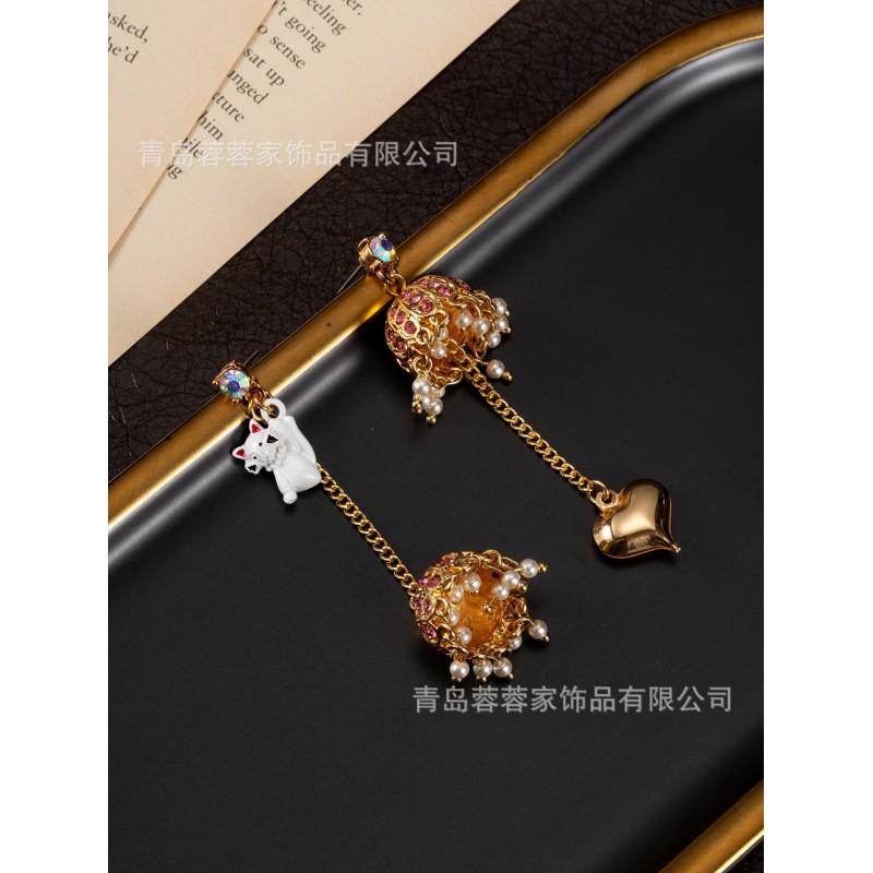 French Fairy Tale AB Style Wind Chime Tassel Earrings Personalized Cat Love Pendant Sweet Vintage High-end Feel