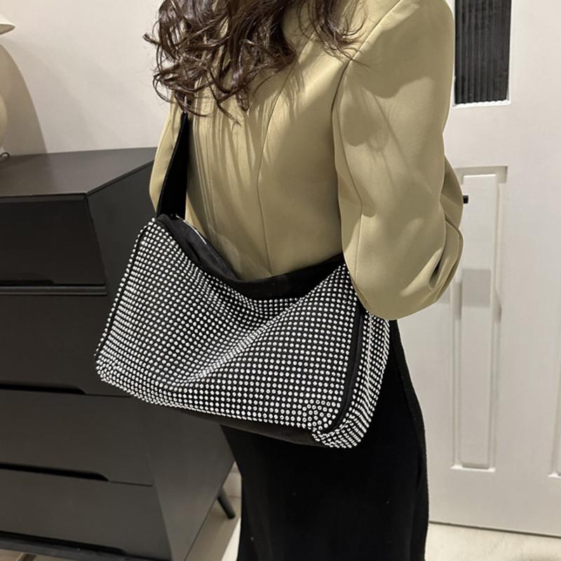 Yogodlns Fashion Rhinestone Shoulder Bag For Women Large Capacity PU Leather Bling Crossbody Messenger Bags Designer Rivets Shopping Bag