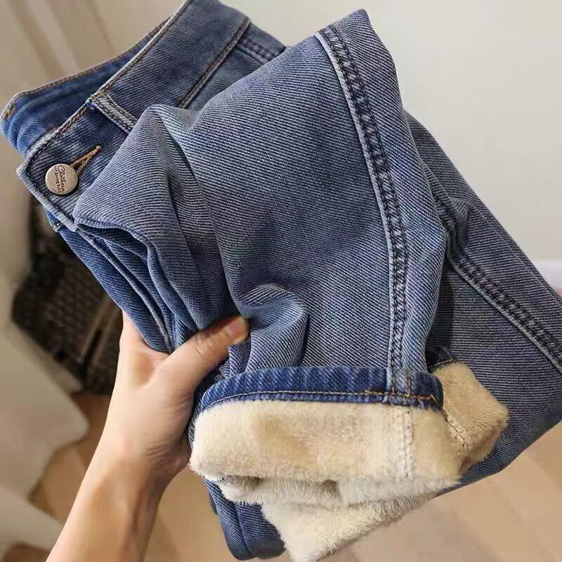 Women's Plus Size High Waist Light Blue Velvet Thickened Jeans for Autumn and Winter