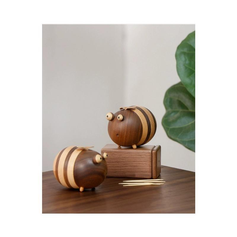 Bee Toothpick Box Cute Solid Wood Dining Table Creative Decoration Cartoon Home Desktop Little Bee Ornament Toothpick Box