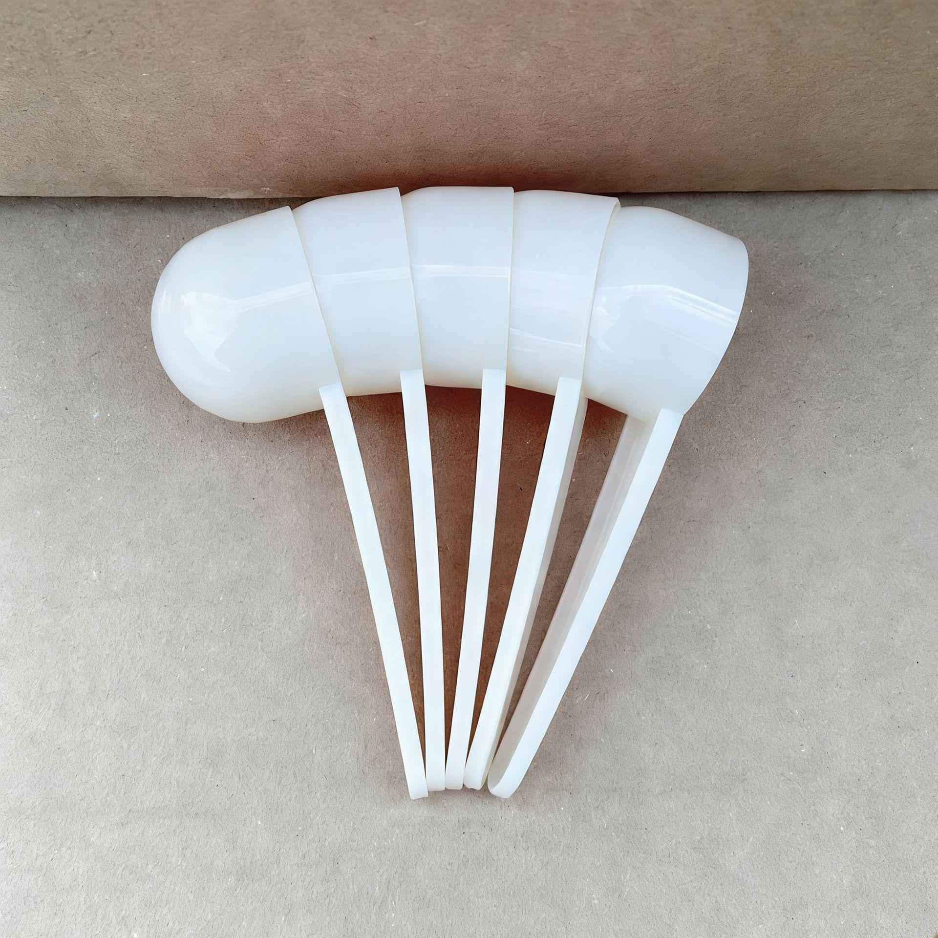 Three-Piece DIY Beauty Set: Mixing Bowl, Mask Stick, Measuring Spoon, Silicone Brush, and Bowl Set