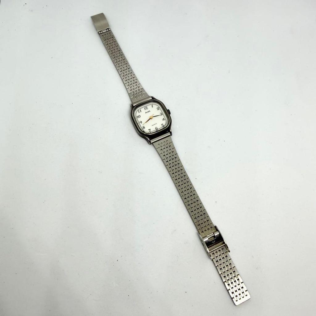 Used Beautiful condition, working, SEIKO ALBA quartz wristwatch, ladies, Seiko