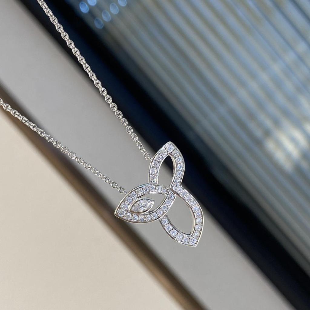 Lily Marquise 925 Silver Necklace with 5A High Carbon Diamond Clover Pendant - Elegant Light Luxury Clavicle Chain for Women