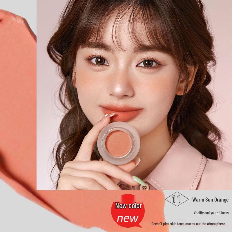 

Forever Key Cream Blush: Nude Makeup, Natural Highlight, Three-Dimensional Blue-Purple Tipsy Shade.