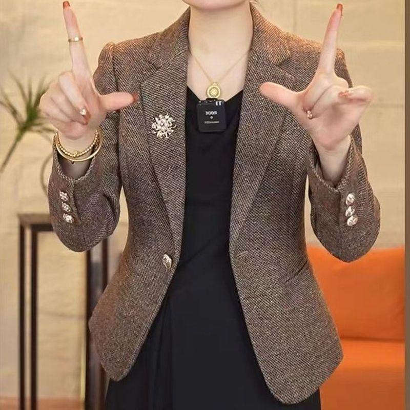 Women's Autumn/Winter Stylish Petite Blazer - Versatile, Slim, and Chic