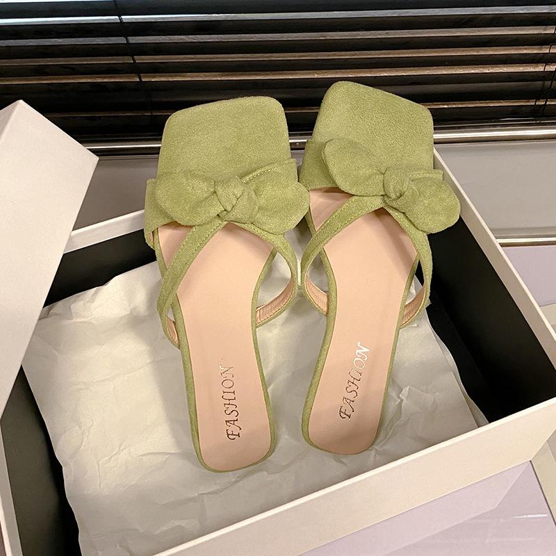 Slippers women's 2025 summer new outer wear new Korean sandals French Chinese style national style temperament seaside beach shoes