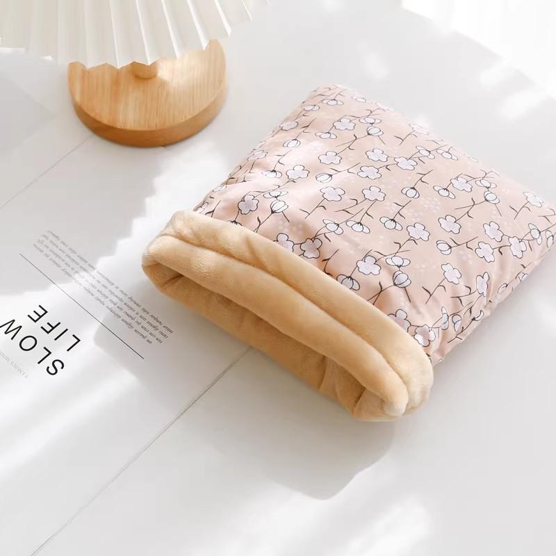 Hamster Fleece Bed With Cotton Material For Winter Indoor Resting Comfort