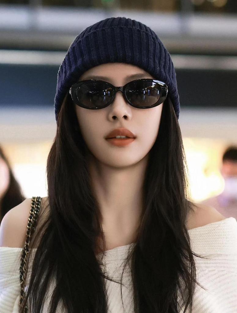 Women's High-End Retro Oval Sunglasses with UV Protection - Ni Ni Cai Wenjing Style