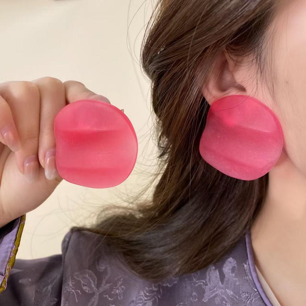 Faye Wong Pink Shrimp Cracker Earrings 2025 Year of the Snake Spring Festival Studs - European and American High-End Fashion.