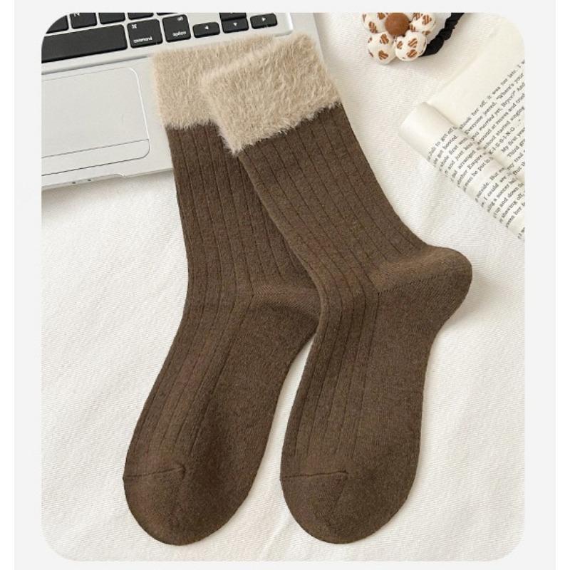 In Autumn and Winter, Warm Mink Fur Pile Socks for Women, Mid-calf Socks for Slimming, Sweet and Cute Wool, Soft and Warm High-waisted Socks