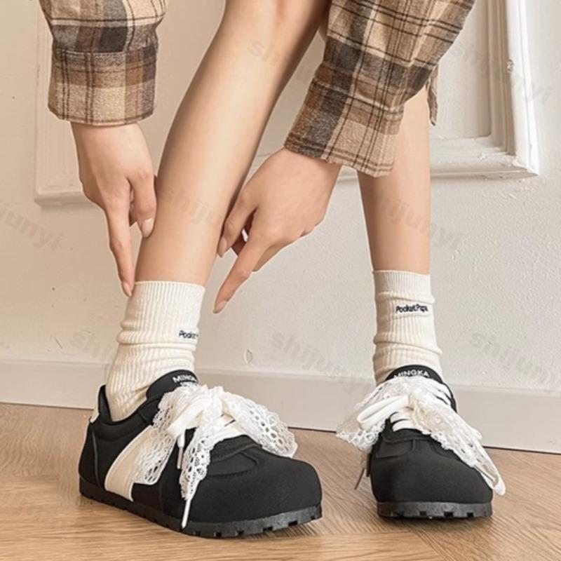 Women's Casual Sports Shoes 2026 Spring New Fashion Anti Slip Lace Up Flat Shoes Lace Outdoor Sneakers Silver Commuting Shoes