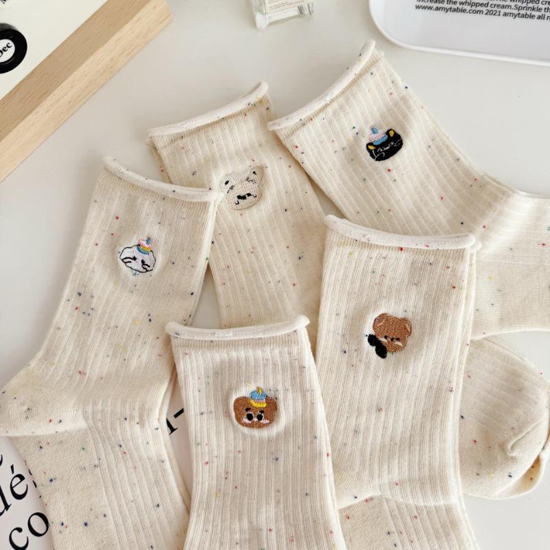 Female Spring and Autumn Trend Cartoon Dog Embroidery Idea Yarn Roll Edge In The Tube Pile Socks