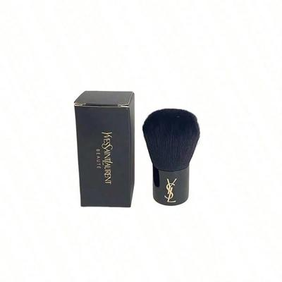 Pinceau Blush Visage Courbé 3D