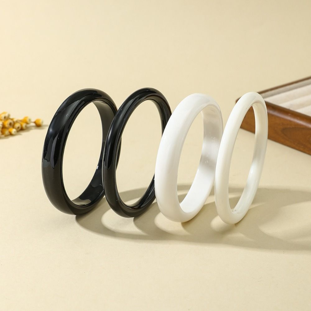 4Pcs/Set Round Stackable Bangle Multicolor Acrylic Cuff Minimalist Resin Bracelet  For Women