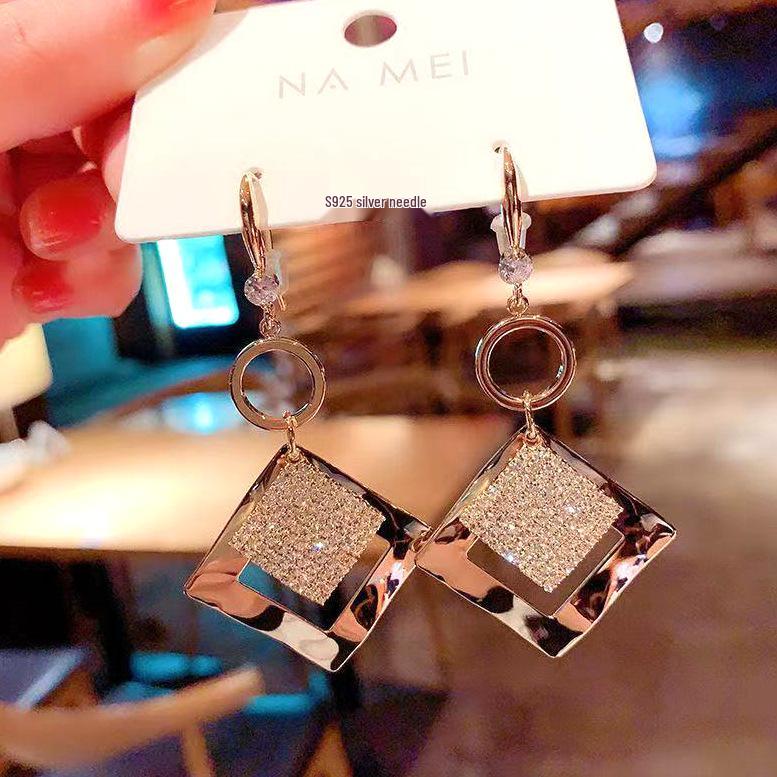 2025 Retro Blume Perle Quaste Ohrringe - Elegante Damen Luxus Hängeohrringe