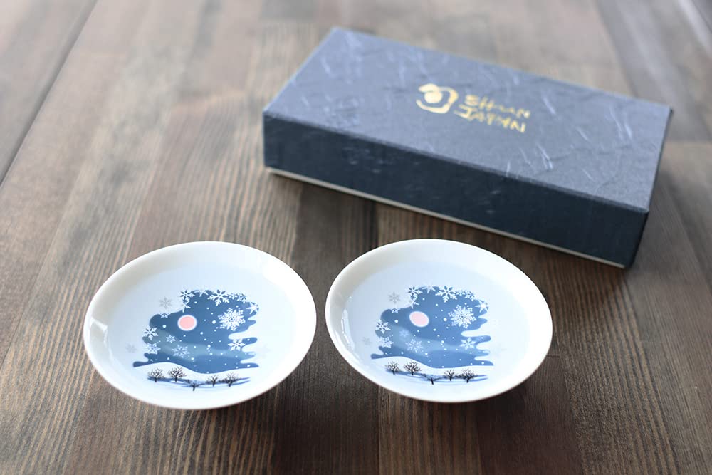 [Temperature As Design] Marumo Takagi Ceramics - Cooling Snow Crystal White Flat Sake Cups (Pair Set) - The Design Changes with Temperature. Comes In