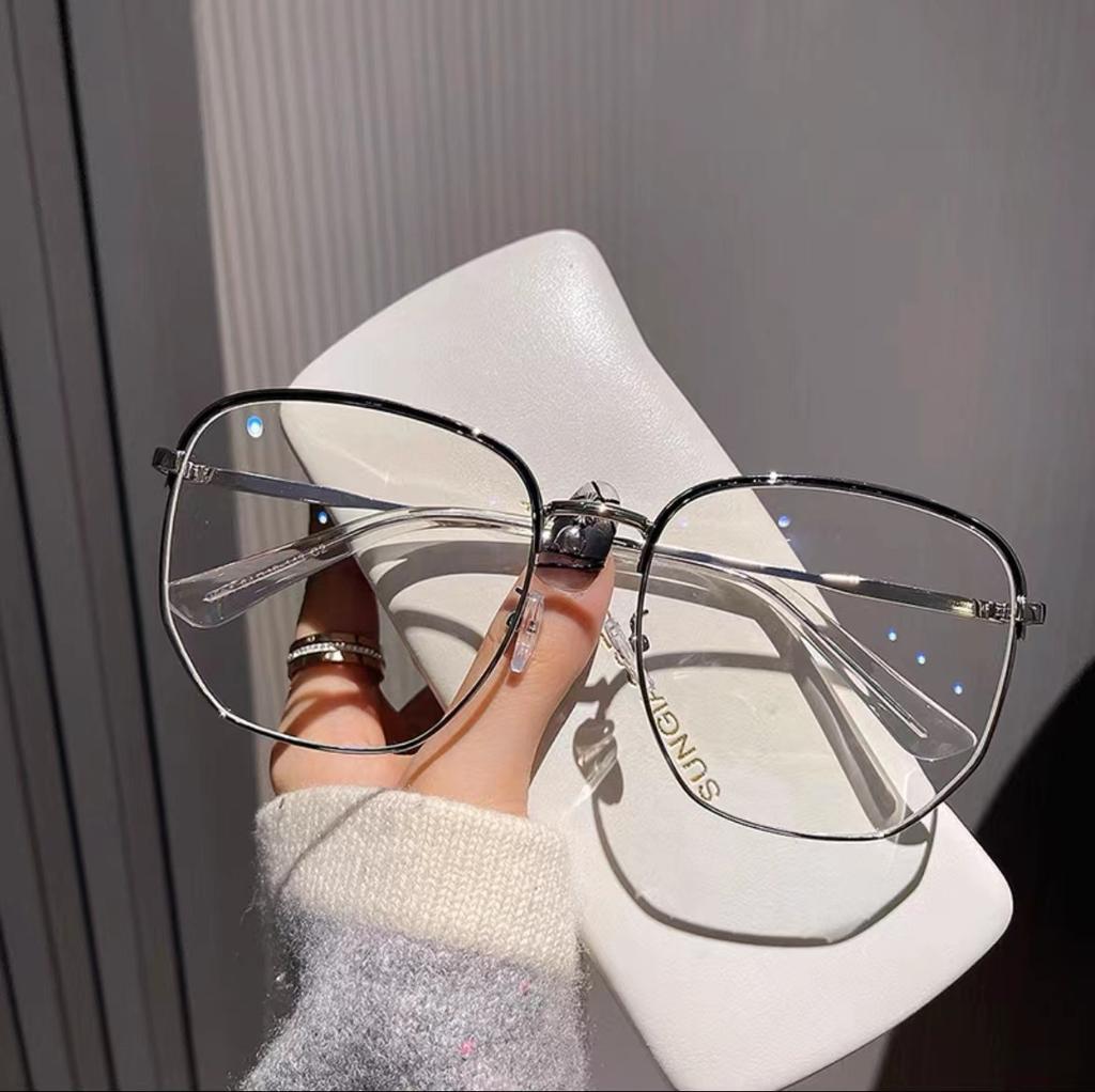 Extra Large Quadrilateral Metal Frame Glasses Women Anti Blue Light Clear Flat Eyewear Fashion Trendy Accessories