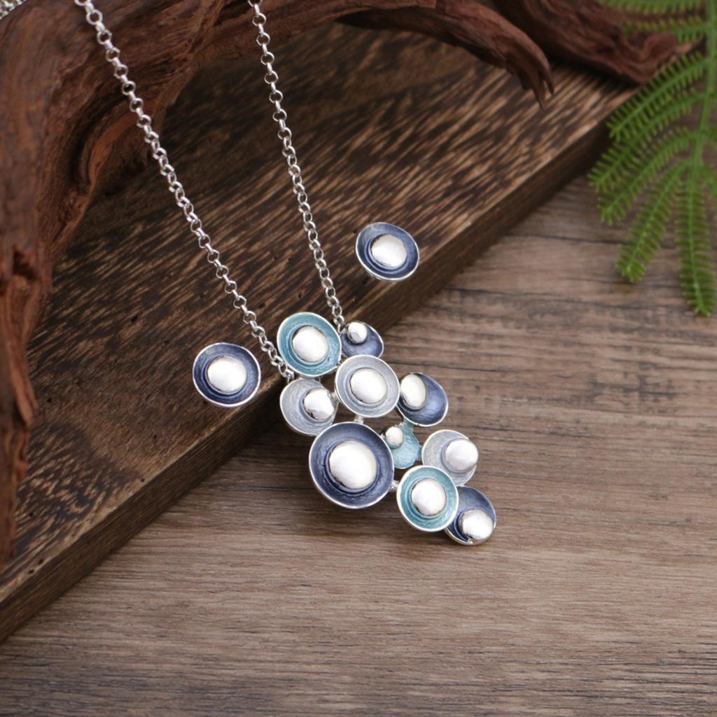 New Enamel Round Flower Stud Earrings Pendant Set, Women's High-end Glossy Enamel Necklace.