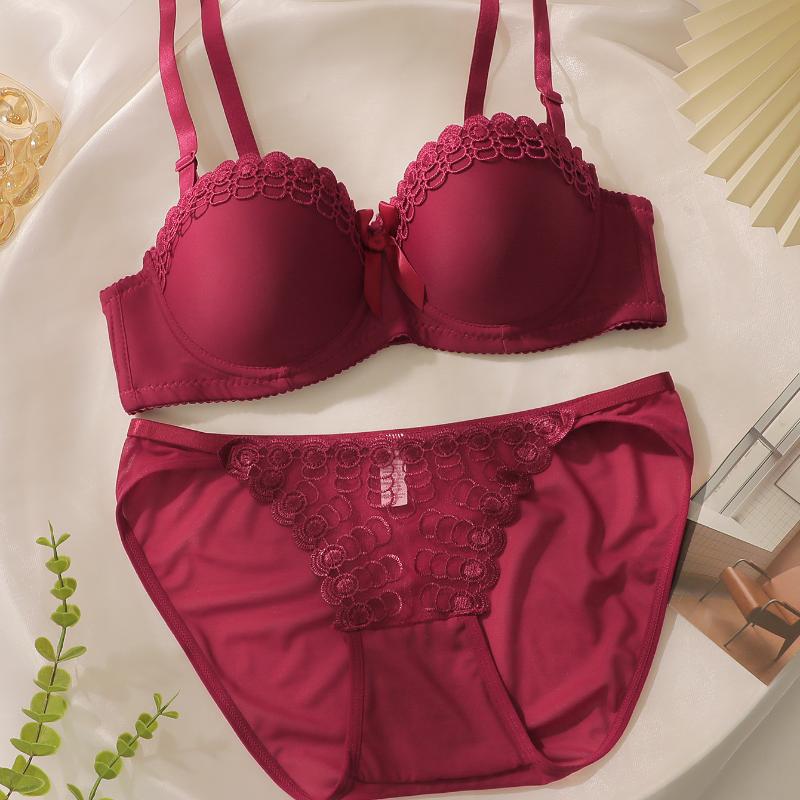 European Size Embroidered Underwear Set Butterfly with Underwire Bra Lace Breathable Panties