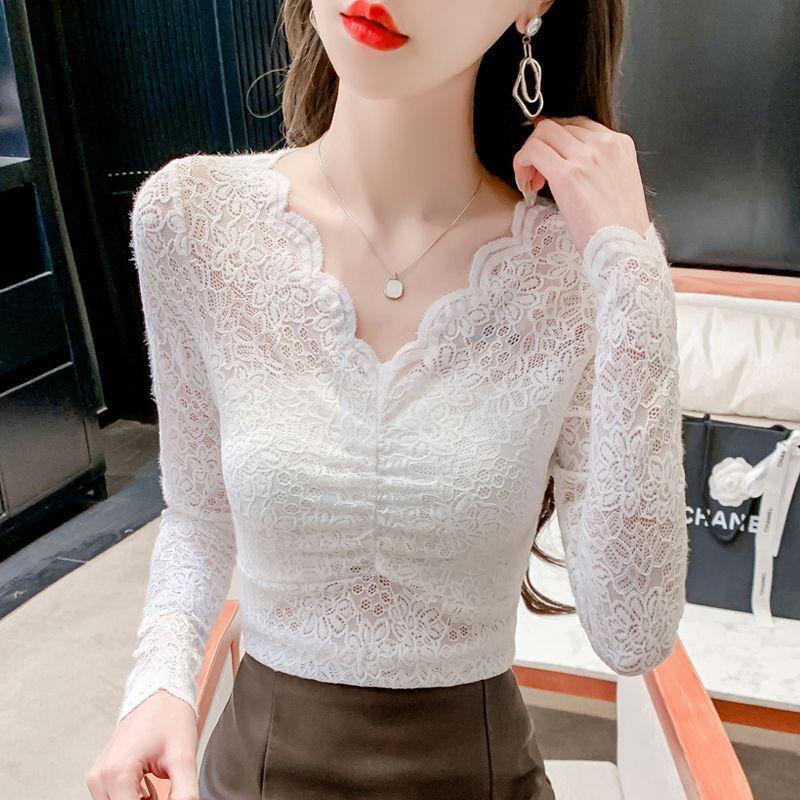 V-neck Crocheted Lace Base Shirt for Women in Autumn and Winter Is Sexy and Stylish. Pair It with A Mini Shirt and A Slim-fitting See-through Top