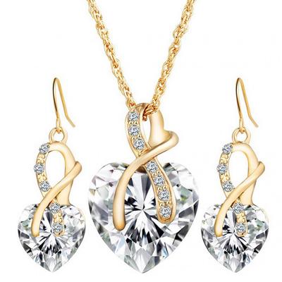 Elegante set di gioielli da donna, orecchini con collana da sposa, cuore d'amore, zirconi cubici