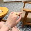 Vintage Italienischer Gold gebürsteter Leopardenkopf Ring, Exquisites Grünes Auge Sternenlicht Mittelalterliche Leichte Luxus High-End Zeigefinger Ring