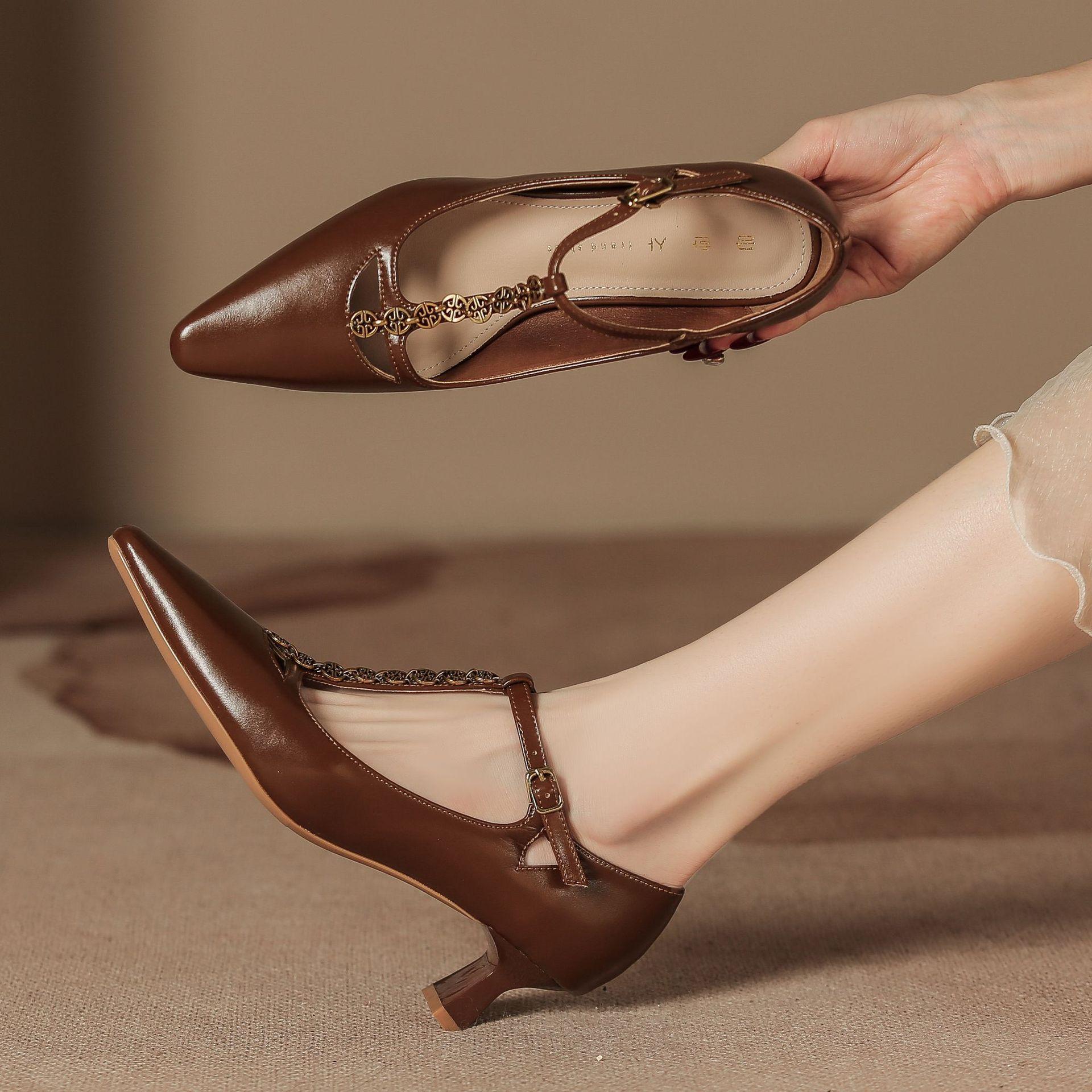 

H686-1 летние туфли на высоком каблуке с высоким чувством ретро Мэри Джейн остроносые женские туфли новые повседневные туфли на низком каблуке 39