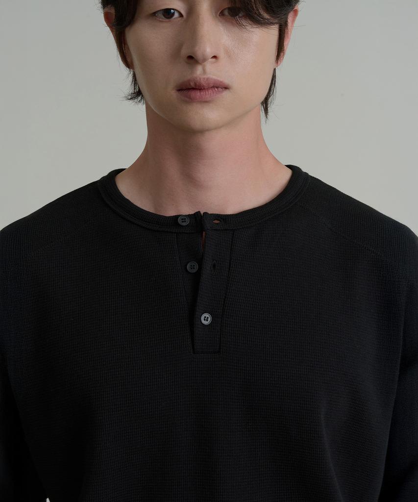 CREEDMENS Cozy Waffle Cut Henley Neck Short Sleeve Tee (Black)