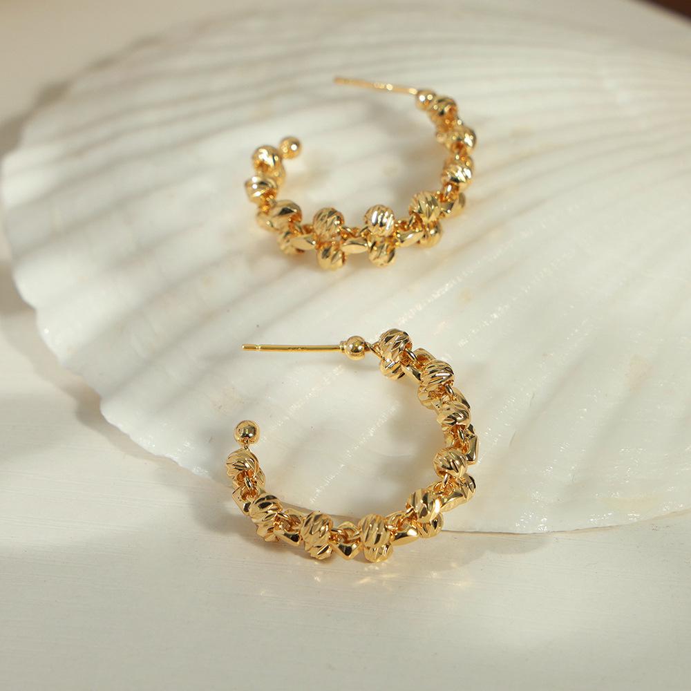 

European & American Niche Round Bead Woven Copper C-Shaped Earrings