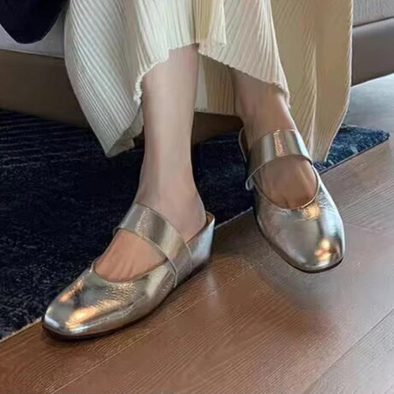 

Модная женская обувь 2024 года, модные женские туфли с открытой пяткой, осенние туфли с закрытым носком, неглубокие однотонные платья, повседневные туфли на низком каблуке для офиса 39 серебряный