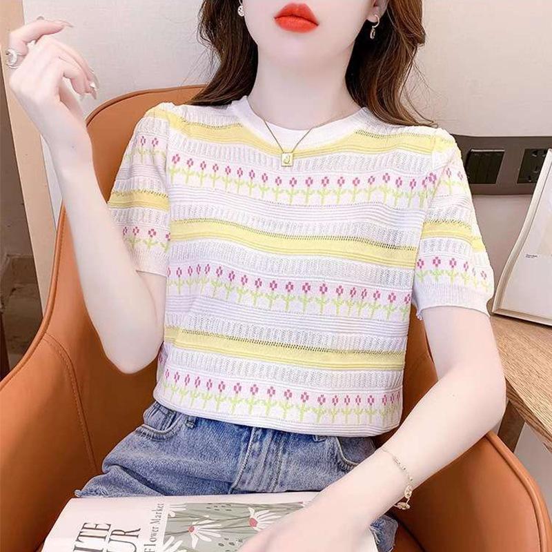 Striped Short Sleeved Knitted Shirt for Women in Summer Round Neck Top Korean Version for Women